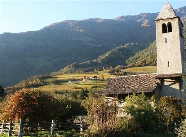 Naturno Meran and surroundings Trentino Alto Adige - Italy Traveller Guide